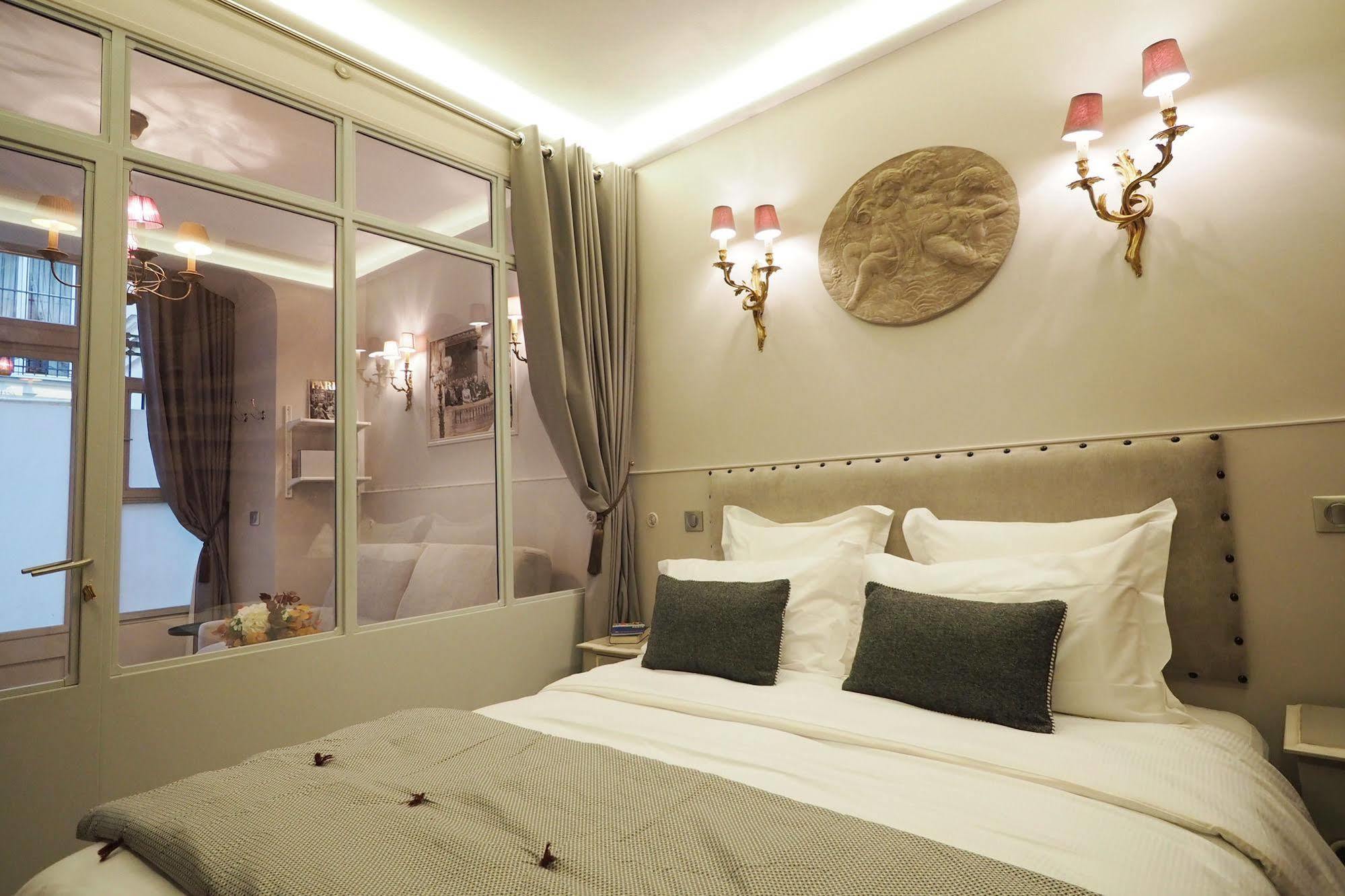 Palais Royal Chicsuites Paris Exterior photo